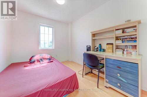 148 Willow Park Drive, Brampton, ON - Indoor Photo Showing Bedroom