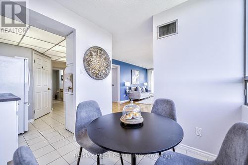 1009 - 310 Mill Street S, Brampton (Brampton South), ON - Indoor Photo Showing Dining Room