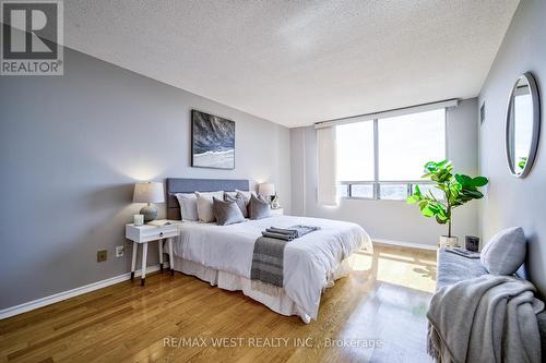 1009 - 310 Mill Street S, Brampton (Brampton South), ON - Indoor Photo Showing Bedroom