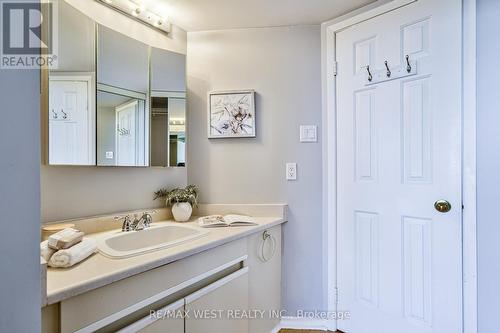 1009 - 310 Mill Street S, Brampton (Brampton South), ON - Indoor Photo Showing Bathroom