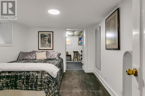 39 Mayfield Avenue, Toronto (High Park-Swansea), ON - Indoor Photo Showing Bedroom