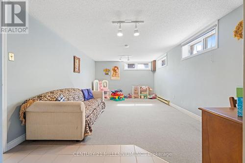 12 Shirebrook Court, Brampton (Northwood Park), ON - Indoor Photo Showing Other Room