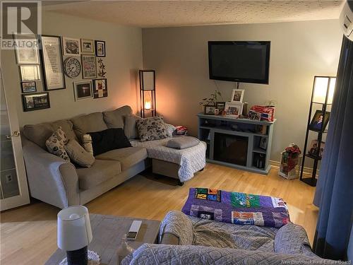 158 Fairisle, Neguac, NB - Indoor Photo Showing Living Room