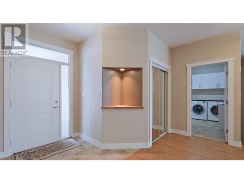 170 Stocks Crescent Unit# 114, Penticton, BC - Indoor Photo Showing Laundry Room