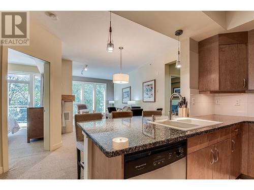 7343 Okanagan Landing Road Unit# 1211, Vernon, BC - Indoor Photo Showing Kitchen With Double Sink