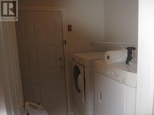 1901 50 Avenue, Vernon, BC - Indoor Photo Showing Laundry Room