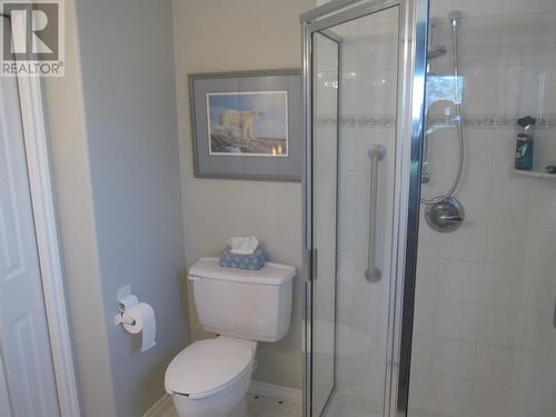 1901 50 Avenue, Vernon, BC - Indoor Photo Showing Bathroom