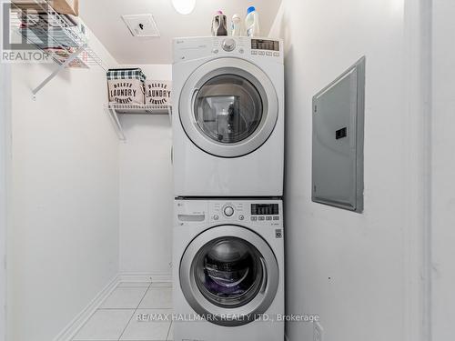 1102 - 39 Parliament Street, Toronto (Waterfront Communities), ON - Indoor Photo Showing Laundry Room