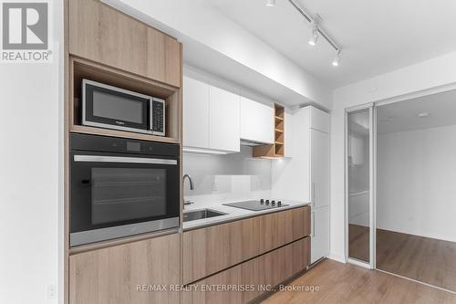 4308 - 319 Jarvis Street, Toronto, ON - Indoor Photo Showing Kitchen