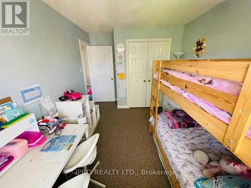 11 - 2880 Headon Forest Drive, Burlington, ON - Indoor Photo Showing Bedroom