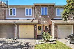 24 MEADOWBREEZE DRIVE  Ottawa, ON K2M 2L6