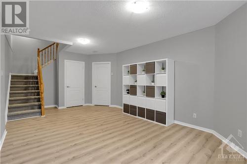 24 Meadowbreeze Drive, Ottawa, ON - Indoor Photo Showing Other Room