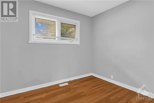 50 Hilliard Avenue, Ottawa, ON - Indoor Photo Showing Other Room