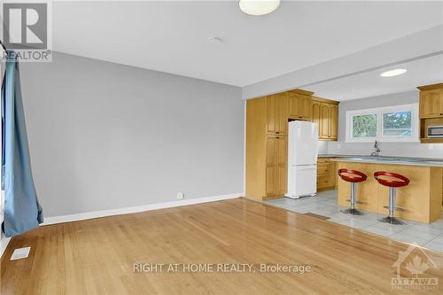 50 Hilliard Avenue, Ottawa, ON - Indoor Photo Showing Kitchen