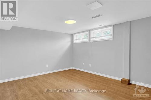 50 Hilliard Avenue, Ottawa, ON - Indoor Photo Showing Other Room