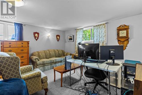 28 St. Michael'S Avenue, St. John'S, NL - Indoor Photo Showing Living Room