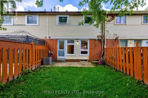 31 Barrington Crescent, Brampton, ON - Outdoor With Exterior