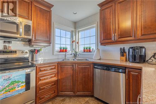 6642 Route 11, Clifton, NB - Indoor Photo Showing Kitchen With Double Sink