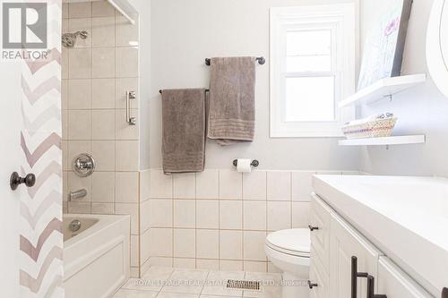 583 Turner Drive, Burlington (Shoreacres), ON - Indoor Photo Showing Bathroom