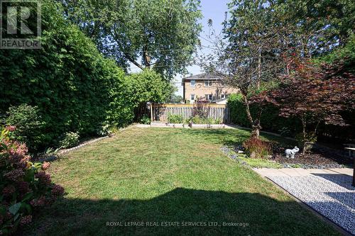 583 Turner Drive, Burlington, ON - Outdoor