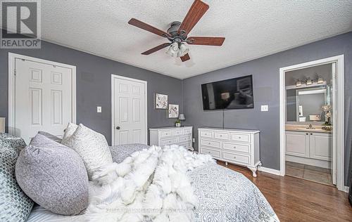 988 Southport Drive, Oshawa (Donevan), ON - Indoor Photo Showing Bedroom