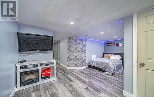 988 Southport Drive, Oshawa (Donevan), ON - Indoor Photo Showing Bedroom