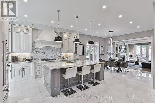 540 Oakwood Drive, Pickering (Rosebank), ON - Indoor Photo Showing Kitchen With Upgraded Kitchen