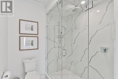 540 Oakwood Drive, Pickering (Rosebank), ON - Indoor Photo Showing Bathroom