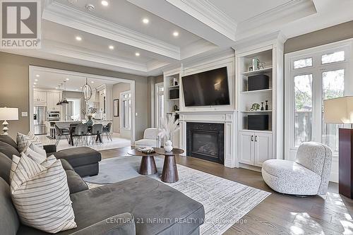 540 Oakwood Drive, Pickering (Rosebank), ON - Indoor Photo Showing Living Room With Fireplace