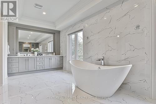 540 Oakwood Drive, Pickering (Rosebank), ON - Indoor Photo Showing Bathroom