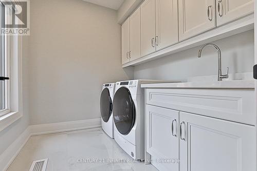 540 Oakwood Drive, Pickering (Rosebank), ON - Indoor Photo Showing Laundry Room