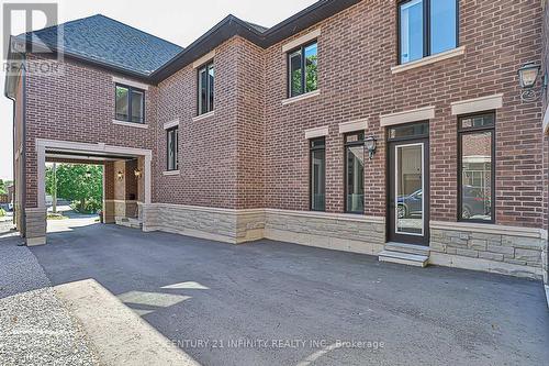 540 Oakwood Drive, Pickering (Rosebank), ON - Outdoor