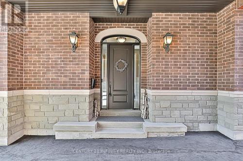 540 Oakwood Drive, Pickering (Rosebank), ON - Outdoor With Exterior