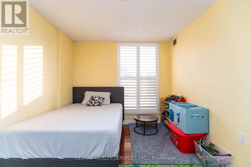 204 - 18 Knightsbridge Road, Brampton (Queen Street Corridor), ON - Indoor Photo Showing Bedroom