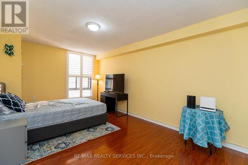 204 - 18 Knightsbridge Road, Brampton (Queen Street Corridor), ON - Indoor Photo Showing Bedroom