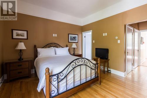 8 Forest Road, St. John'S, NL - Indoor Photo Showing Bedroom