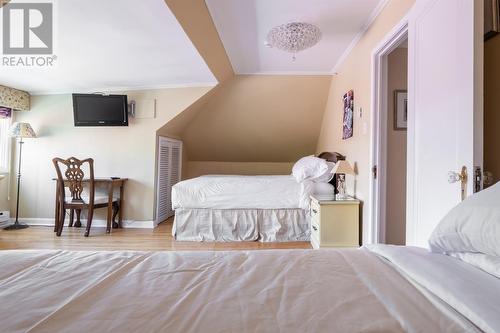 8 Forest Road, St. John'S, NL - Indoor Photo Showing Bedroom