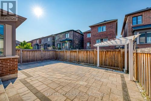 369 Dahlia Trail, Oakville, ON - Outdoor