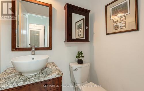 26 Hesketh Court, Caledon, ON - Indoor Photo Showing Bathroom