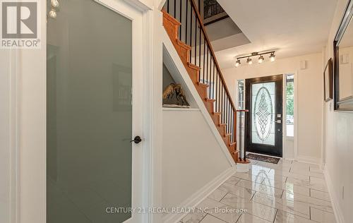 26 Hesketh Court, Caledon, ON - Indoor Photo Showing Other Room