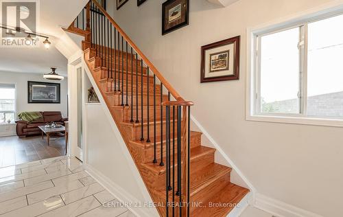 26 Hesketh Court, Caledon, ON - Indoor Photo Showing Other Room