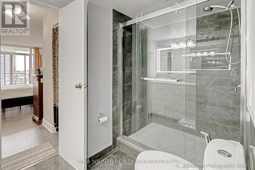 1206 - 1 Rowntree Road, Toronto (Mount Olive-Silverstone-Jamestown), ON - Indoor Photo Showing Bathroom