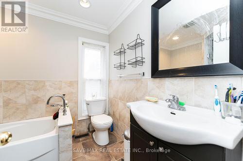 73 Buttonwood Avenue, Toronto (Mount Dennis), ON - Indoor Photo Showing Bathroom