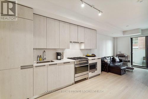 307 - 160 Kingsway Crescent, Toronto (Kingsway South), ON - Indoor Photo Showing Kitchen