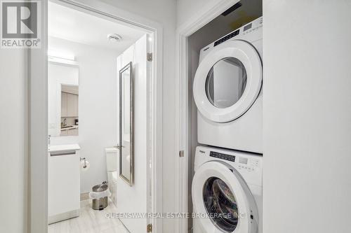 307 - 160 Kingsway Crescent, Toronto (Kingsway South), ON - Indoor Photo Showing Laundry Room