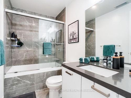 505-55 Ontario St, Toronto, ON - Indoor Photo Showing Bathroom