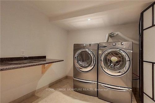 136 Regina Ave, Toronto, ON - Indoor Photo Showing Laundry Room