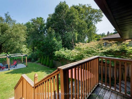 132 Greyabbey Tr, Toronto, ON - Outdoor