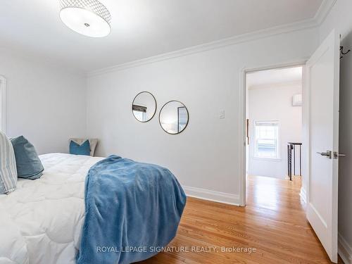 44 Parkview Hill Cres, Toronto, ON - Indoor Photo Showing Bedroom