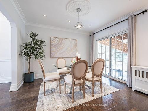 44 Parkview Hill Cres, Toronto, ON - Indoor Photo Showing Dining Room